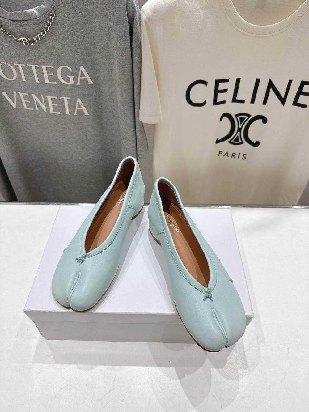 Maison Martin Margiela Tabi Ballet Flats in Mint Green Patent